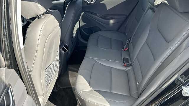 Hyundai IONIQ 100kW Premium SE 38kWh 5dr Auto Electric Hatchback