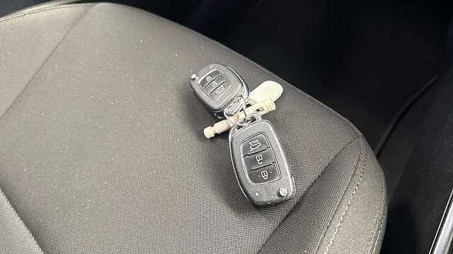 Hyundai I20 1.0T GDi Premium 5dr Petrol Hatchback White