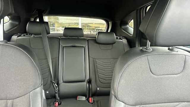 Hyundai TUCSON 1.6T 239 Hybrid Black Line 5dr Auto Hybrid Estate Shimmering Silver - Metallic