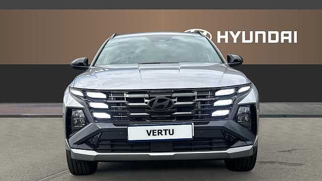 Hyundai TUCSON 1.6T 239 Hybrid Black Line 5dr Auto Hybrid Estate Shimmering Silver - Metallic