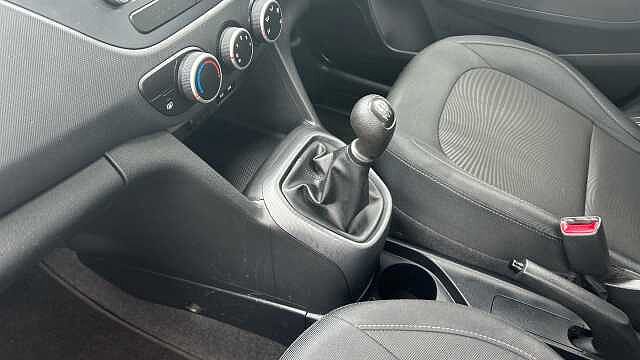 Hyundai i10 1.0 S 5dr Petrol Hatchback