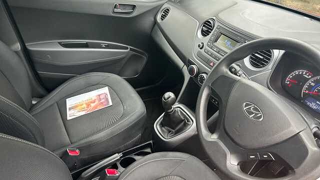 Hyundai i10 1.0 S 5dr Petrol Hatchback