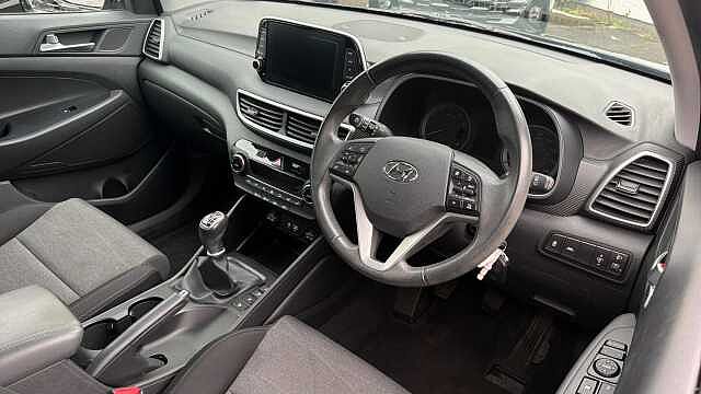 Hyundai TUCSON 1.6 GDi SE Nav 5dr 2WD Petrol Estate Black