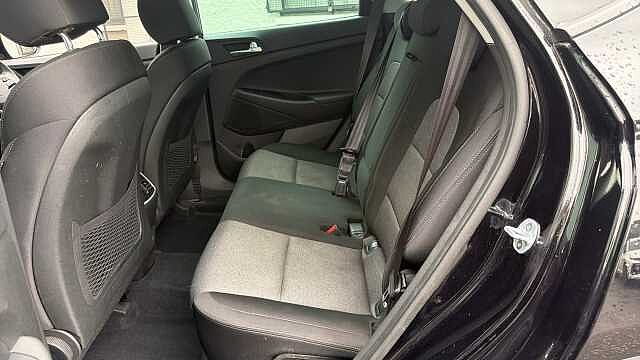 Hyundai TUCSON 1.6 GDi SE Nav 5dr 2WD Petrol Estate Black