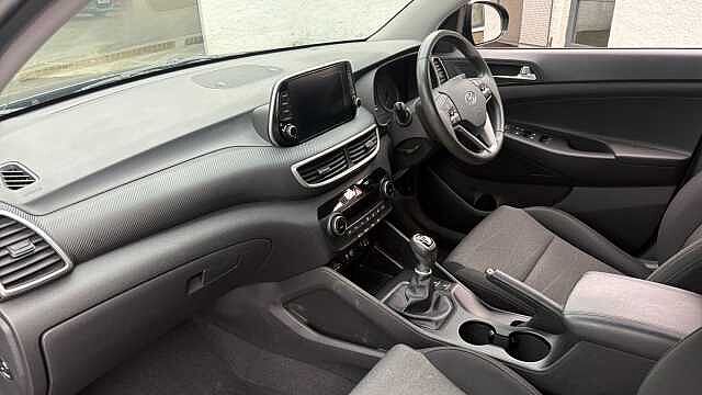 Hyundai TUCSON 1.6 GDi SE Nav 5dr 2WD Petrol Estate Black