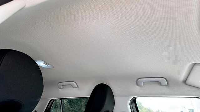 Hyundai INSTER LONG RANGE 49KWH 02 SUV 5DR ELECTRIC AUTO (115 PS) Blue