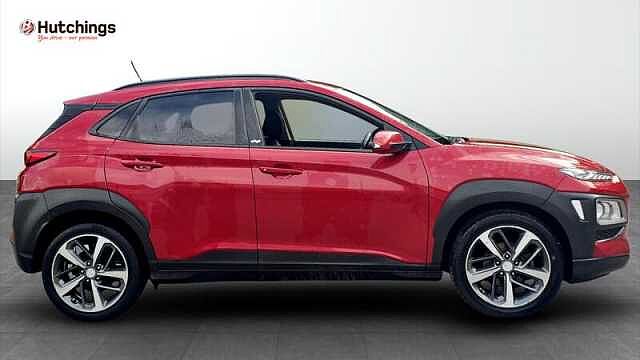 Hyundai KONA PLAY 1.0 TURBO PETROL MANUAL Red