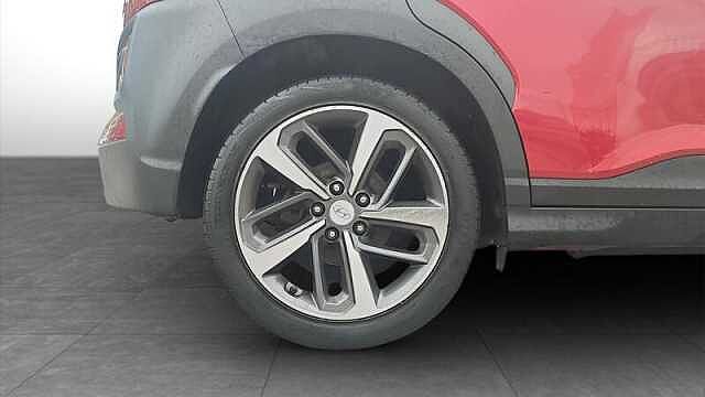 Hyundai KONA PLAY 1.0 TURBO PETROL MANUAL Red