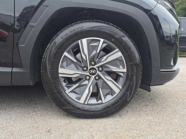Hyundai TUCSON SE CONNECT TGDI MHEV SA Black