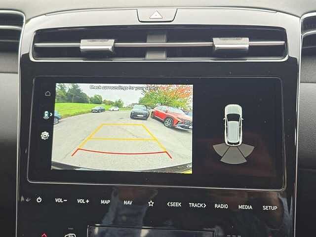 Hyundai TUCSON SE CONNECT TGDI MHEV SA Black