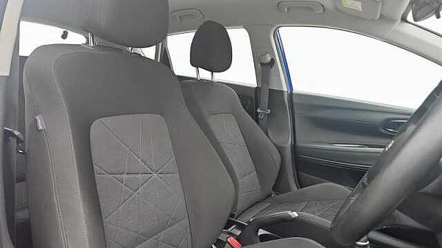 Hyundai BAYON HAT 1.0 T-GDI 48V MHEV 100 SE CNT Blue