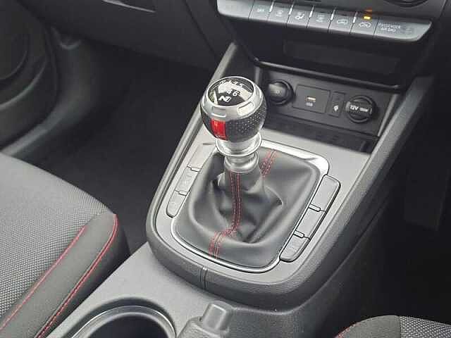 Hyundai KONA HAT 1.0 TGDI 48V MHEV 120PS N LINE Black