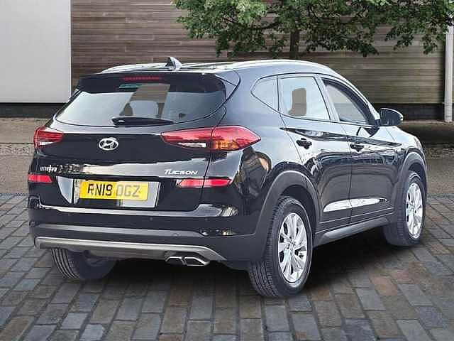Hyundai TUCSON SE NAV 1.6 PETROL TURBO 177PS MANUAL Black
