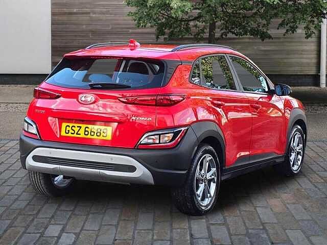Hyundai KONA Se Connect T-Gdi Mhev Red