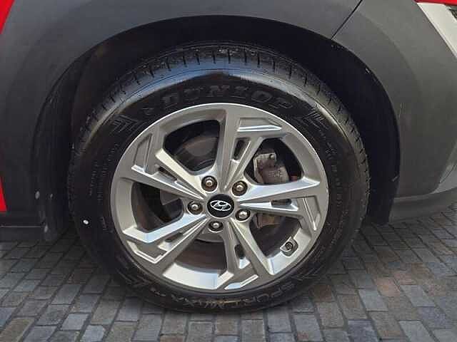 Hyundai KONA Se Connect T-Gdi Mhev Red
