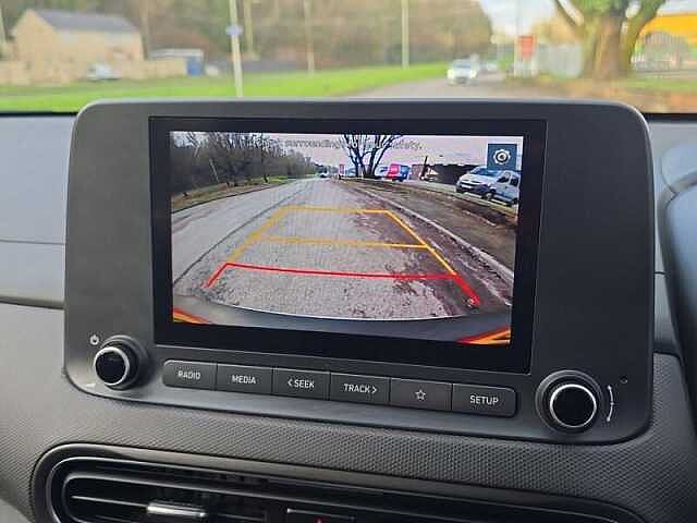 Hyundai KONA Se Connect T-Gdi Mhev Red