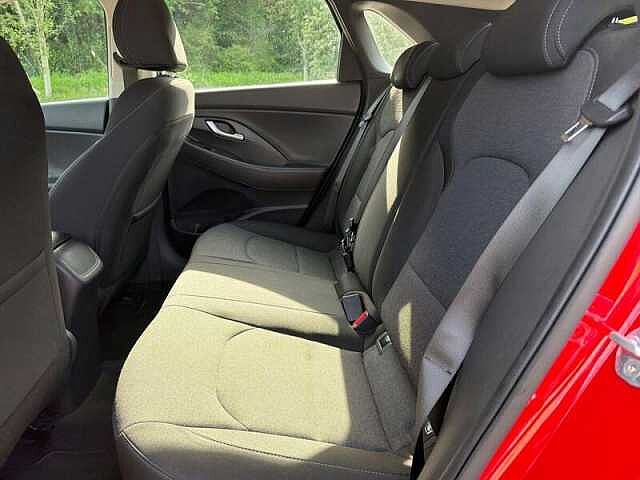 Hyundai i30 1.0 T-GDi MHEV SE Connect Hatchback 5dr Petrol Hybrid Manual Euro 6 (s/s) (120 p
