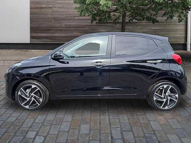 Hyundai I10 1.2 Premium Hatchback 5dr Petrol Auto Euro 6 (s/s) (79 ps) Phantom Black