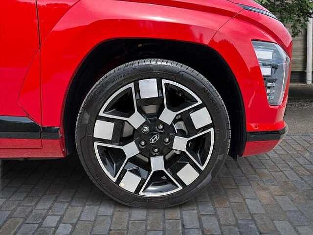 Hyundai KONA 65.4kWh Ultimate SUV 5dr Electric Auto (218 ps) Red