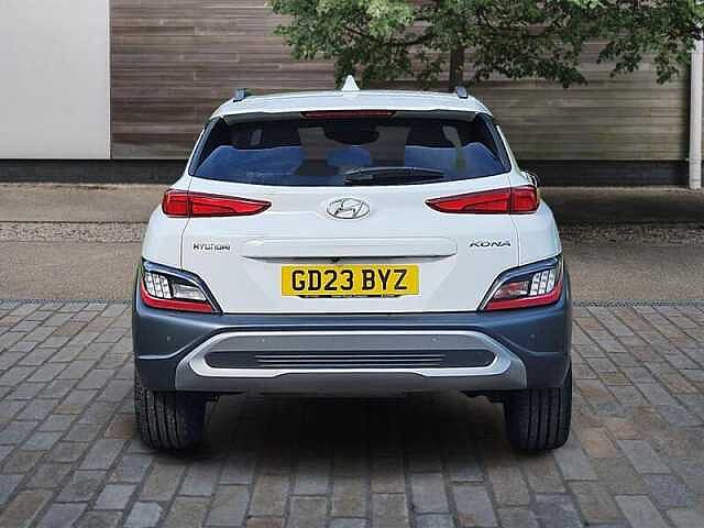 Hyundai KONA 1.0 T-GDi MHEV Premium Hybrid 120 ps White