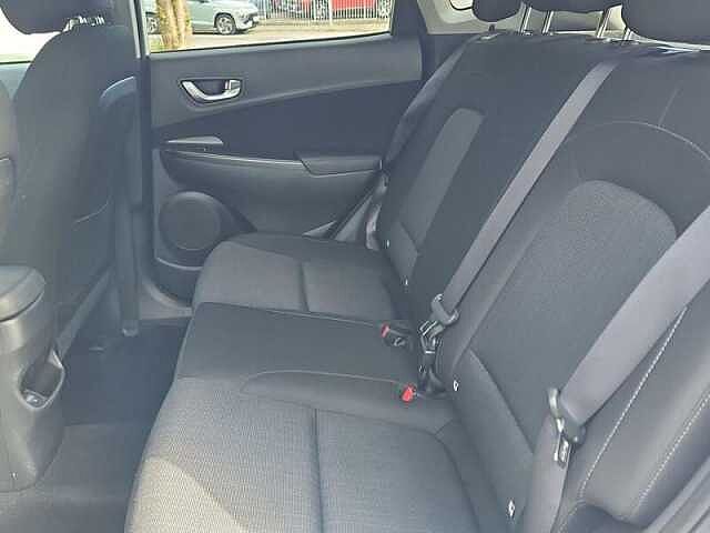 Hyundai KONA 1.0 T-GDi MHEV Premium Hybrid 120 ps White