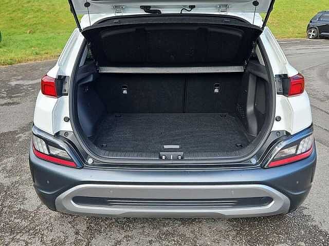 Hyundai KONA 1.0 T-GDi MHEV Premium Hybrid 120 ps White