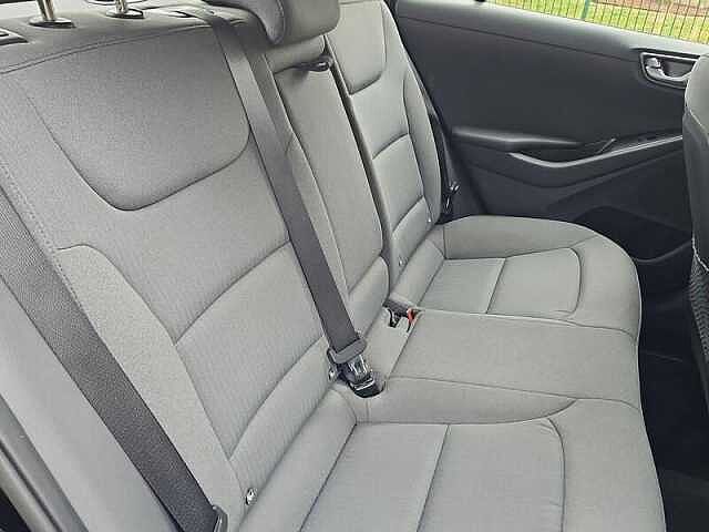 Hyundai IONIQ 1.6 h-GDi Premium Hatchback 5dr Petrol Hybrid DCT Euro 6 (s/s) (141 ps)