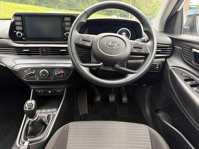 Hyundai I20 1.0 T-GDi MHEV SE Connect Hatchback 5dr Petrol Hybrid Manual Euro 6 (s/s) (100 p White
