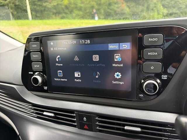 Hyundai I20 1.0 T-GDi MHEV SE Connect Hatchback 5dr Petrol Hybrid Manual Euro 6 (s/s) (100 p White