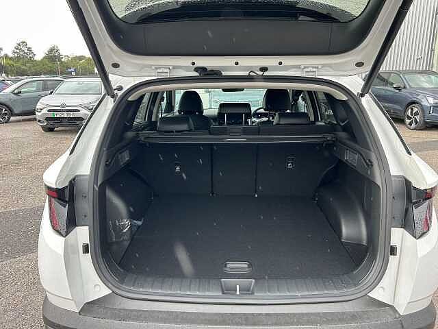 Hyundai TUCSON 1.6 T-GDi Premium Euro 6 (s/s) 5dr White