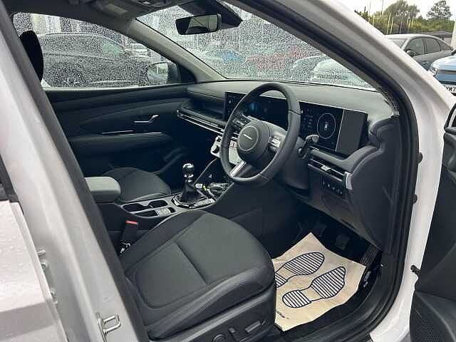 Hyundai TUCSON 1.6 T-GDi Premium Euro 6 (s/s) 5dr White