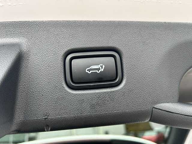 Hyundai TUCSON 1.6 T-GDi Ultimate Auto Euro 6 (s/s) 5dr White