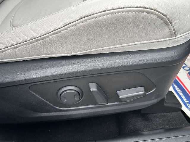 Hyundai TUCSON 1.6 T-GDi Ultimate Auto Euro 6 (s/s) 5dr White