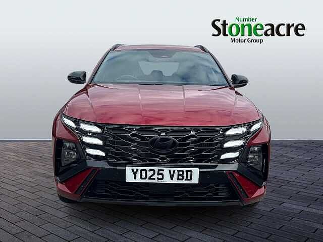 Hyundai TUCSON PLUG-IN HYBRID 1.6 T-GDi 13.8kWh N Line Auto Euro 6 (s/s) 5dr Red