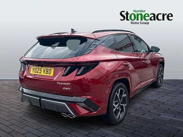 Hyundai TUCSON PLUG-IN HYBRID 1.6 T-GDi 13.8kWh N Line Auto Euro 6 (s/s) 5dr Red