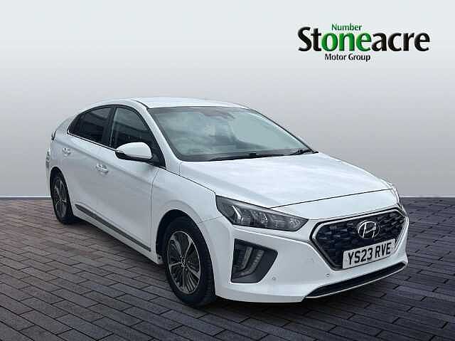 Hyundai IONIQ Plug-In Hybrid 1.6 h-GDi 8.9kWh Premium SE DCT Euro 6 (s/s) 5dr