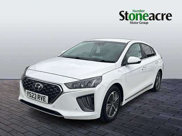 Hyundai IONIQ Plug-In Hybrid 1.6 h-GDi 8.9kWh Premium SE DCT Euro 6 (s/s) 5dr