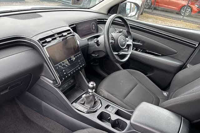 Hyundai TUCSON 1.6 TGDi Premium 5dr 2WD White