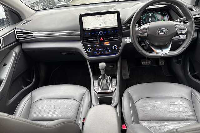 Hyundai IONIQ 1.6 GDi Hybrid Premium SE 5dr DCT White