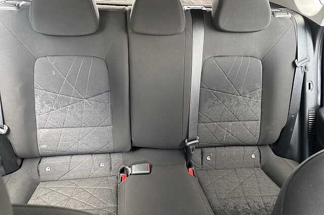 Hyundai BAYON 1.0 TGDi 48V MHEV SE Connect 5dr DCT Red