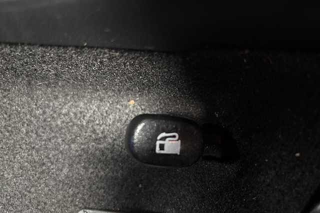 Hyundai BAYON 1.0 TGDi 48V MHEV SE Connect 5dr DCT Red