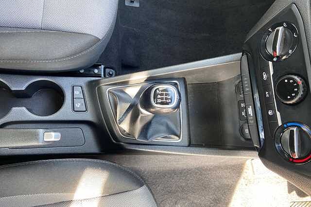 Hyundai I20 1.2 SE Launch Edition Hatchback 5dr Petrol Manual Euro 6 (s/s) (84 ps) Grey