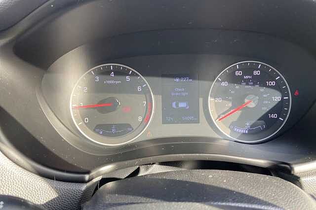 Hyundai I20 1.2 SE Launch Edition Hatchback 5dr Petrol Manual Euro 6 (s/s) (84 ps) Grey