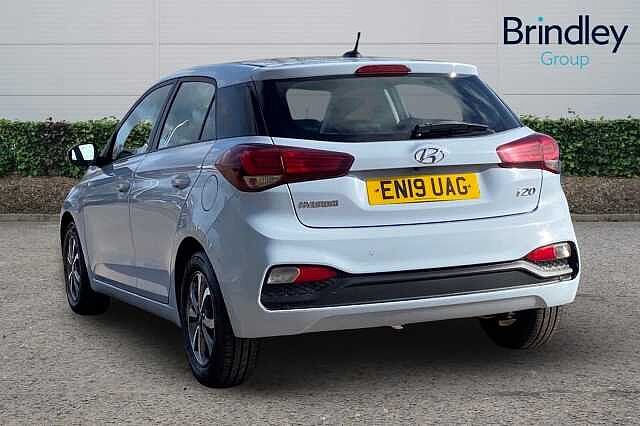 Hyundai I20 1.2 SE Launch Edition Hatchback 5dr Petrol Manual Euro 6 (s/s) (84 ps) Grey