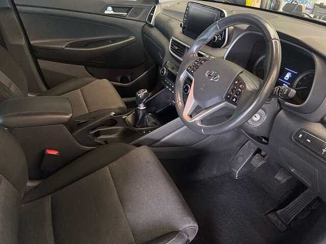 Hyundai Tucson 1.6 GDi Blue Drive SE Nav SUV 5dr Petrol Manual Euro 6 (s/s) (132 ps)
