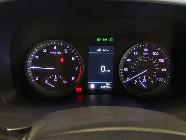 Hyundai TUCSON 1.6 GDi Premium SUV 5dr Petrol Manual Euro 6 (s/s) (132 ps) Platinum Silver