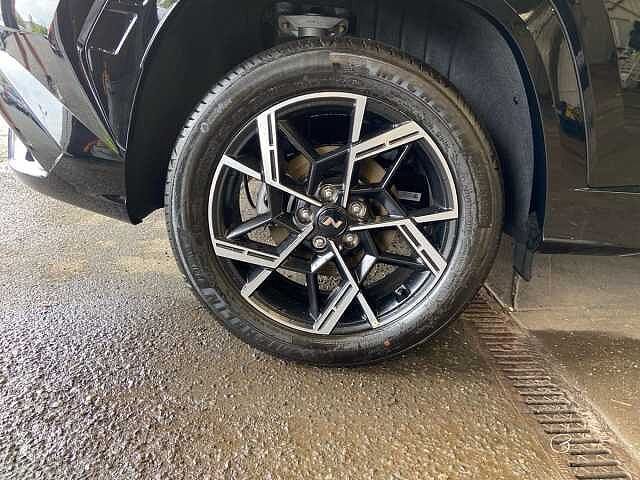 Hyundai TUCSON 1.6 T-GDi 13.8kWh N Line Edition SUV 5dr Petrol Plug-in Hybrid Auto Euro 6 (s/s) ABYSS Black