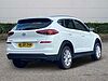 Hyundai TUCSON 1.6 GDi Blue Drive SE Nav SUV 5dr Petrol Manual Euro 6 (s/s) (132 ps) White