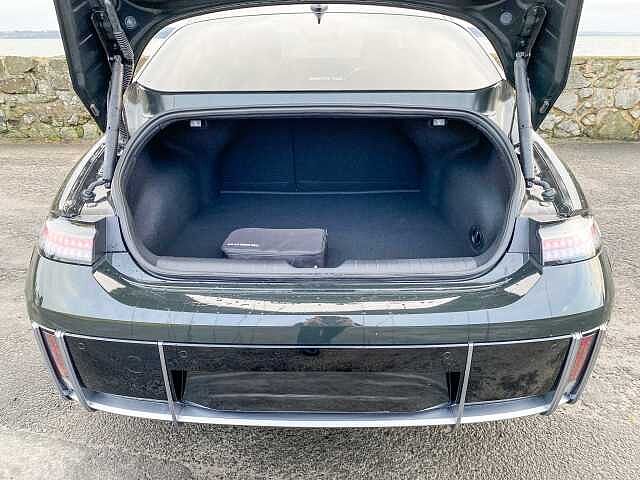 Hyundai IONIQ 6 E (228ps) Premium 77kWh (Single Motor) RWD Green