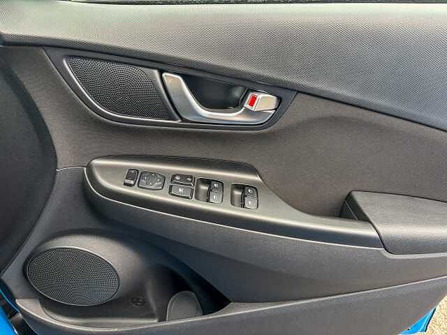 Hyundai KONA 1.0 TGDi 48V MHEV SE Connect 5dr Blue